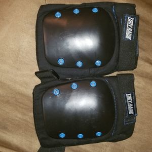 Tony Hawk Skateboard Knee Pads
